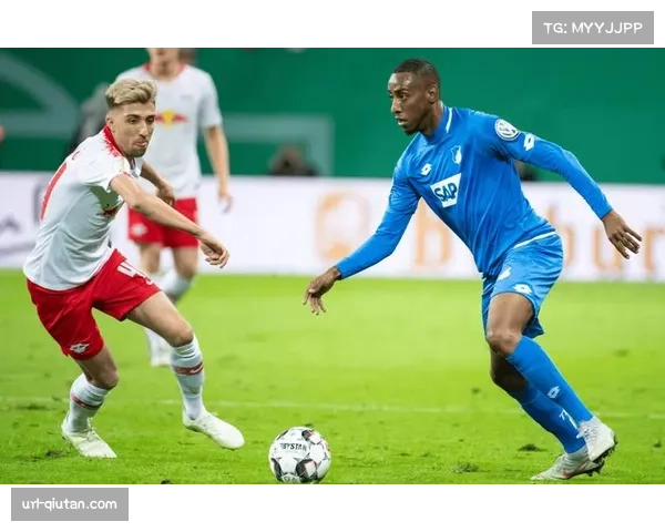 专访霍芬海姆主教练:解析球队本赛季高位防线改造逻辑 专访霍芬海姆主教练:解析球队本赛季高位防线改造逻辑